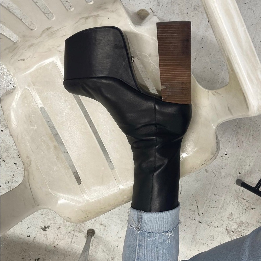 Syro boots